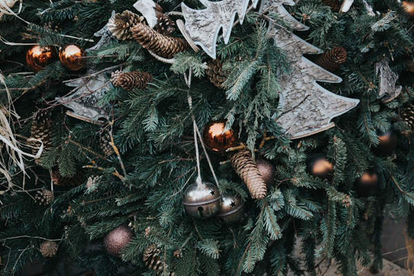 Your Christmas Tree - Real Versus Artificial